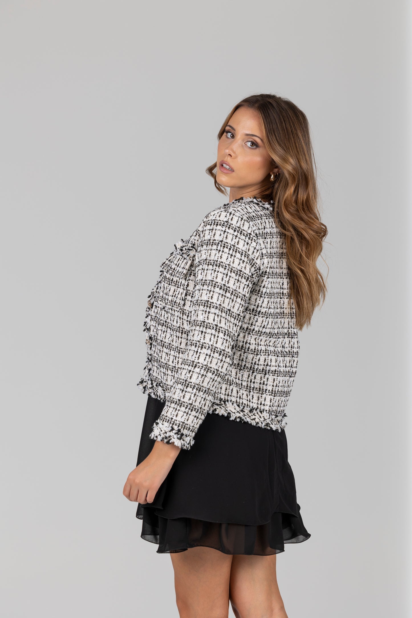 Jaqueta curta tweed cinza