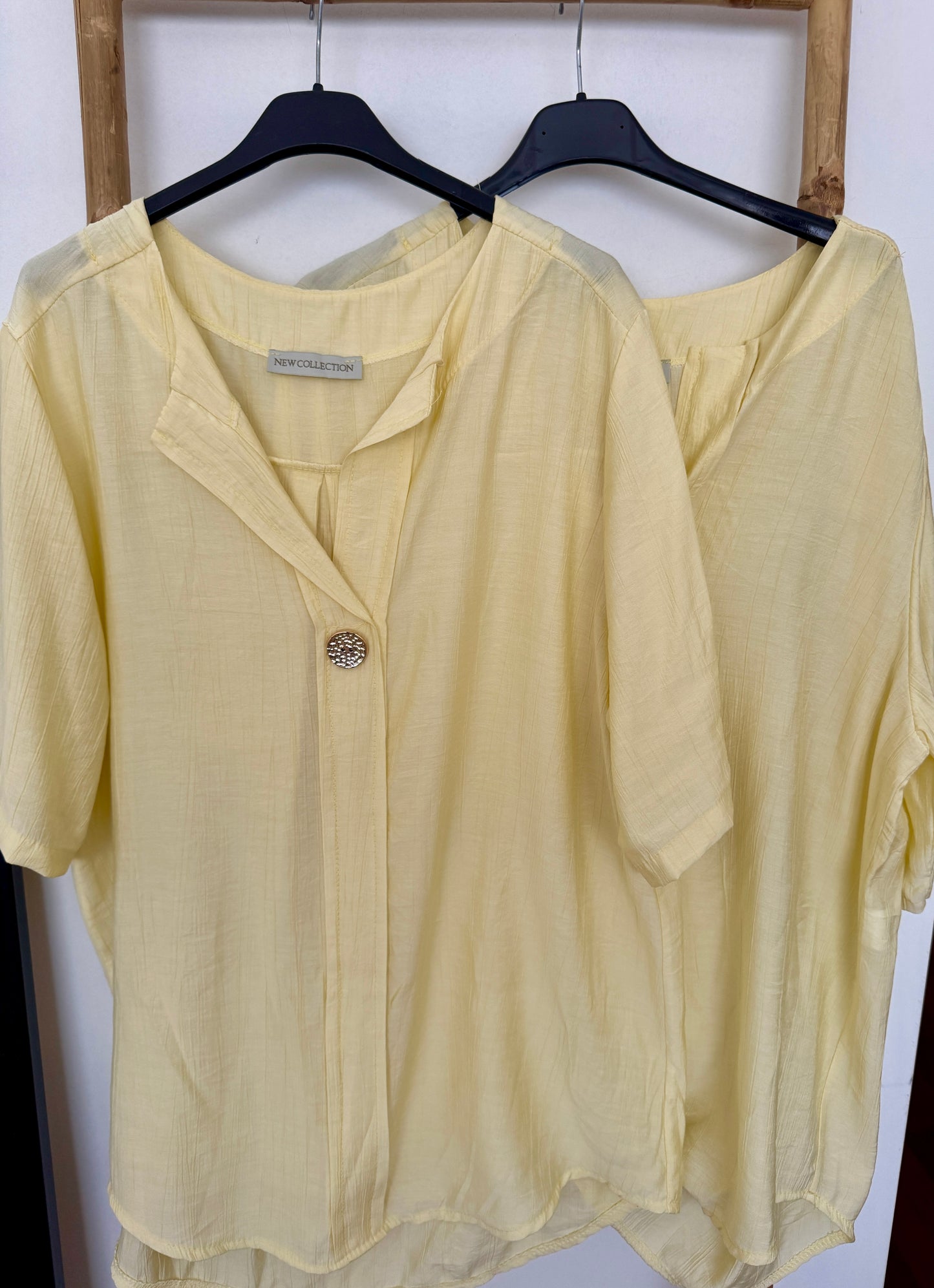 Blusa Amarela Fluida