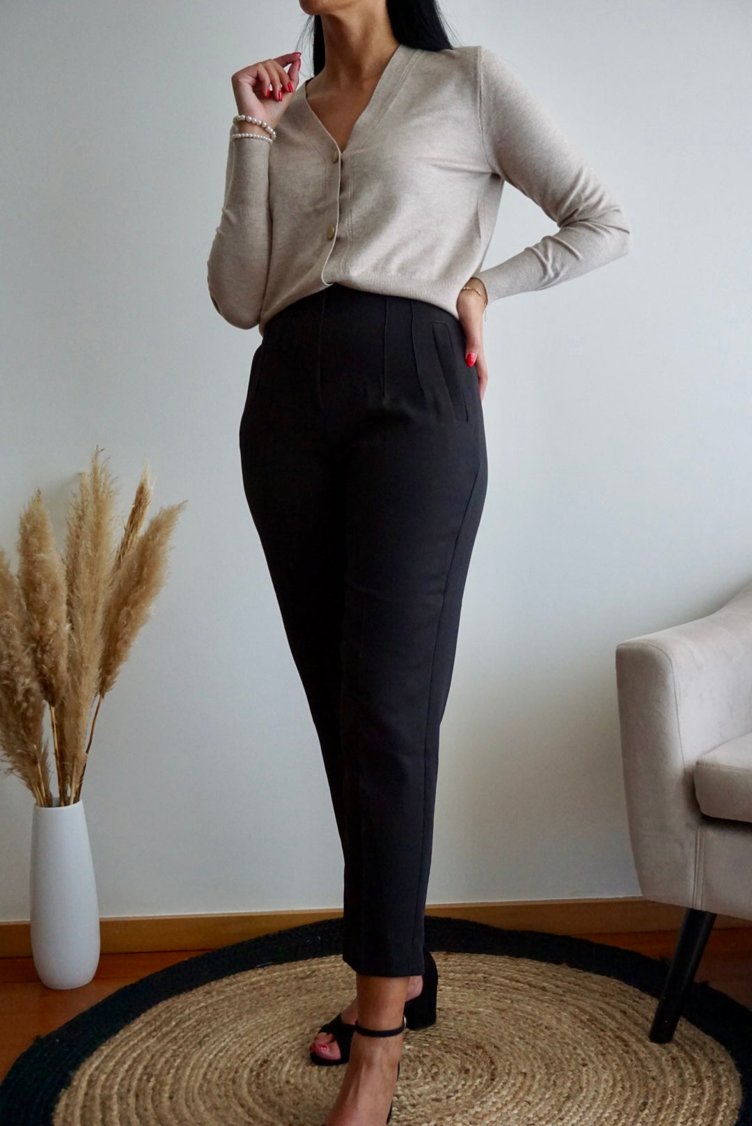 Calça cintura subida preta