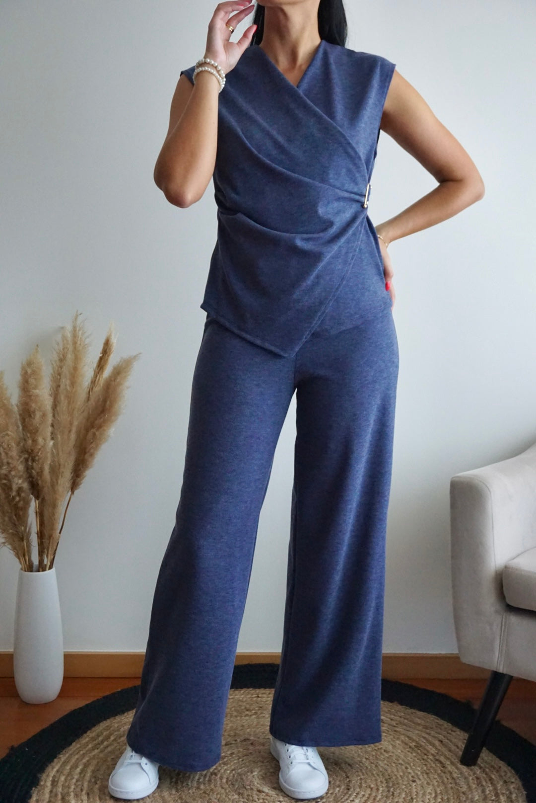 Conjunto malha azul - calça fluida e colete